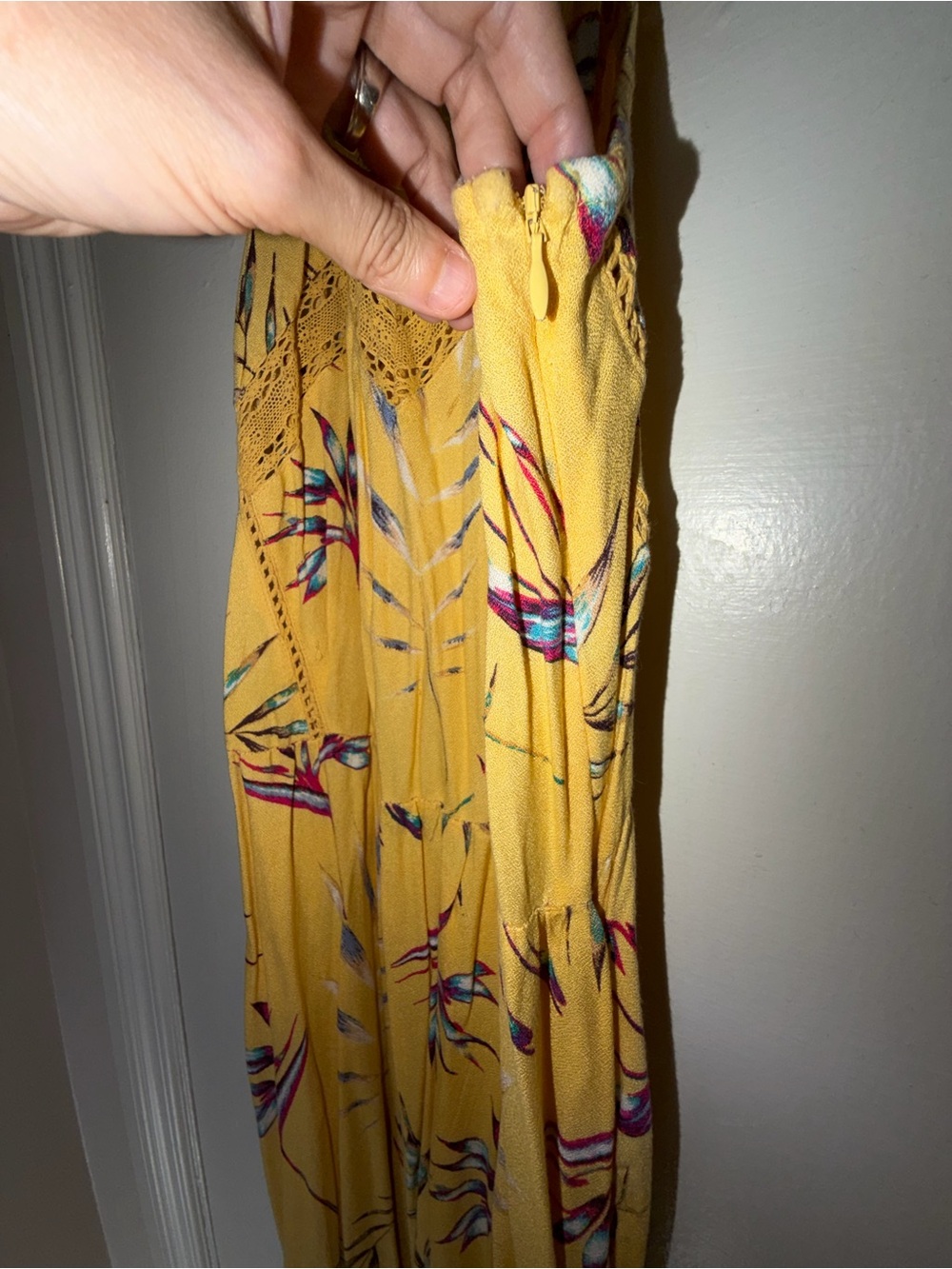 Roxy Yellow Floral Maxi Dress - Small - Picture 4 of 8